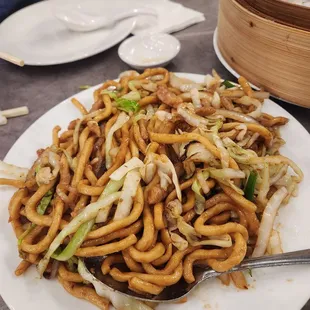 Shanghai Style Chow Mein