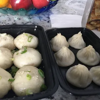 Shanghai Pan Fried Soup Dumpling ()
