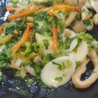 Mustard Green Rice Cake with Shredded Pork