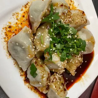 Dumplings in Sichuan Hot Chili Sauce
