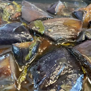 Eggplant with Basil ()