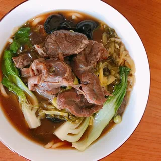 Taiwan Beef Noodle Soup