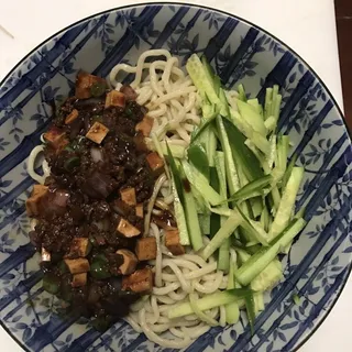 Bei Jing Bean Paste Noodle Pork