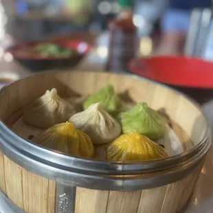 6 Tri-Color Steamed Soup Buns