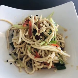 5. Fresh Cilantro Bean Noodles