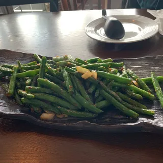 1. Garlic Green Beans