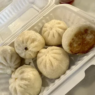 Pan Fried Pork Buns