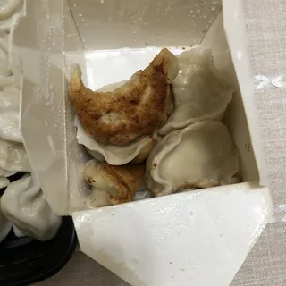 Vegetarian Pot Sticker (6)