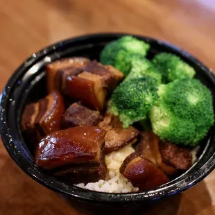 braised pork belly rice bowl