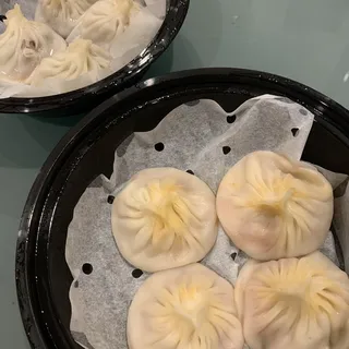 Numb & Spicy pork Xiao Long Bao