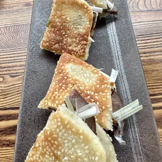 Seasoned Beef Pockets (2 Pcs)