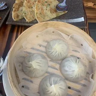 Juicy Beef Bao (6 Pcs)