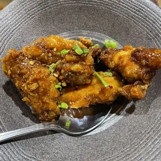 Dry Fried Chicken Wings
