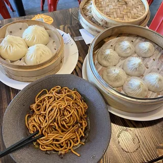 Shrimp Pork Chives Dumplings