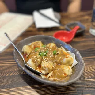 Pork Wonton with Sesame Sauce Chili Oil - @rayz