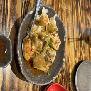 Wanton in Pork Wonton with Sesame Sauce Chili Oil