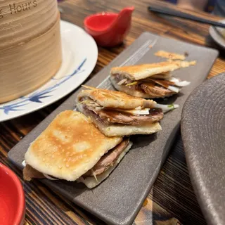 Seasoned Beef Pockets (2 pcs)