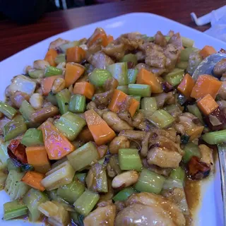 F2. Kung Pao Chicken with Peanut K