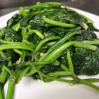 G7. Sauteed Spinach with Garlic K