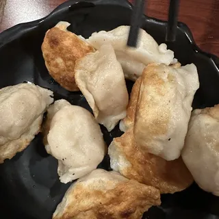 A40. Chicken and Cabbage Dumplings A