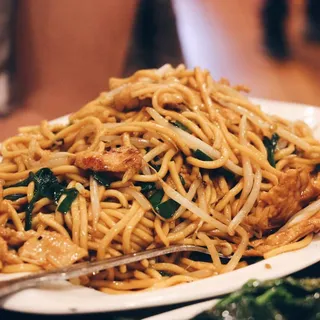 B11. Sauteed Taiwan Noodles K