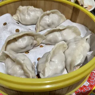 Vegetable and Pork Dumpling Steamed