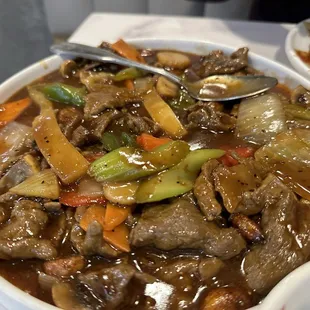 Bf01. Golden Garlic Beef
