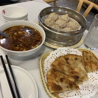 S01. Hot Sour Soup