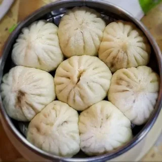 Pork and Chives Buns