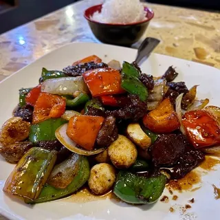 Golden Garlic Beef