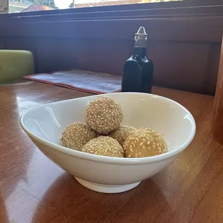 A9.Sesame Ball