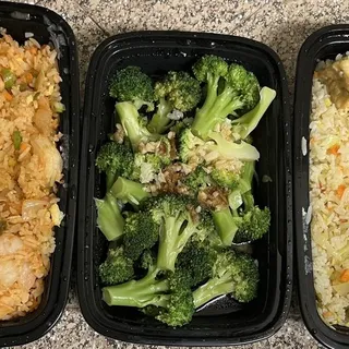 G9. Vegetable Fried Rice with Tofu