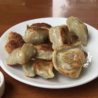 G13. Vegetable Pot Sticker (12)