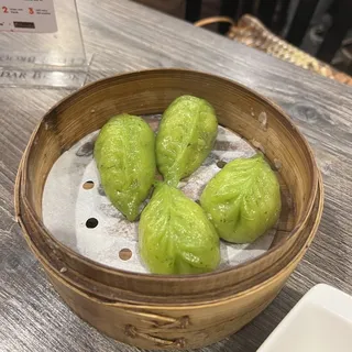 B6. Spinach Dumplings