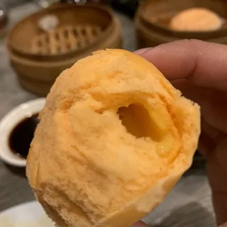D2. Cream Custard Buns