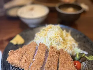 EE NAMI Tonkatsu Izakaya