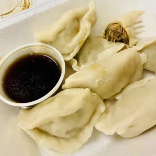 Boiled Pork and Mushroom Dumpling