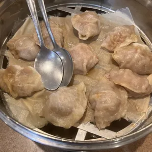 Steamed pork dumplings