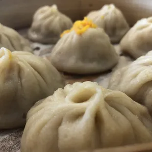 Domplines de sopa estilé shanghai con jaiba