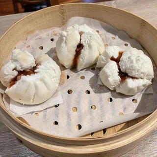 E7. Steamed BBQ Pork Baos /