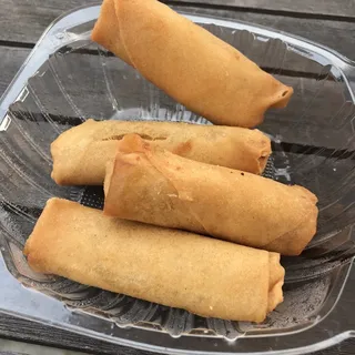 F1. Shanghai-Style Vegetarian Spring Rolls /