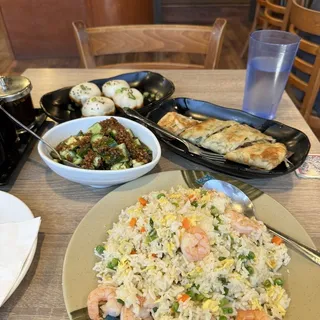 H4. Shrimp Fried Rice /
