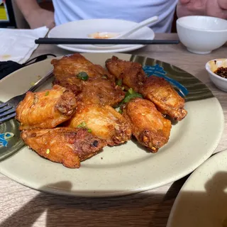 G8. Salt and Pepper Chicken /