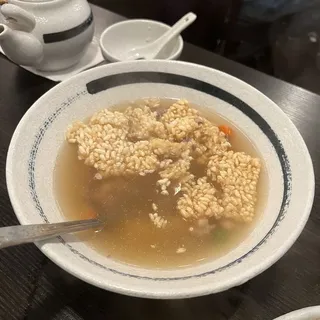 B05. Seafood Sizzling Rice Soup