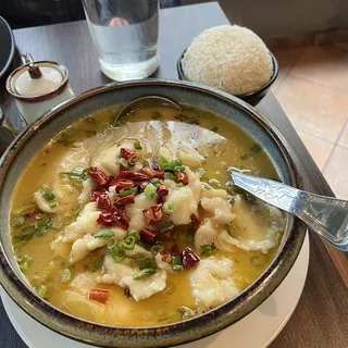 W16. Szechuan Fish Fillet w/ Pickled Cabbage in House Broth