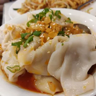 Hot oil wonton