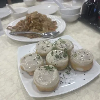 C02. Shanghai-Style Stir-Fried Rice Cake