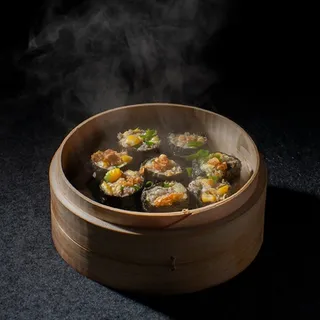 Pork Seaweed dumpling and Noodles