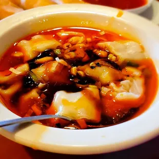 Spicy WonTon (Watered down, not very flavorful)