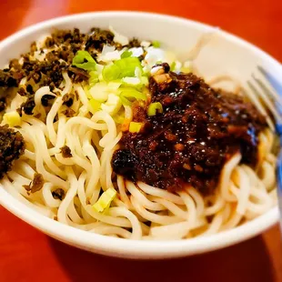 Dan Dan Noodles